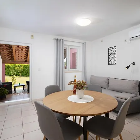 Apartment D&n Fazana